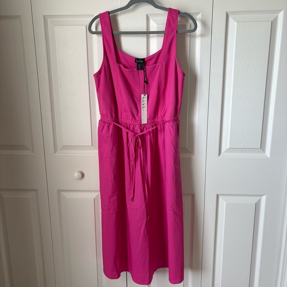 Nicole Miller, Hot pink dress. 
Side pockets and belt